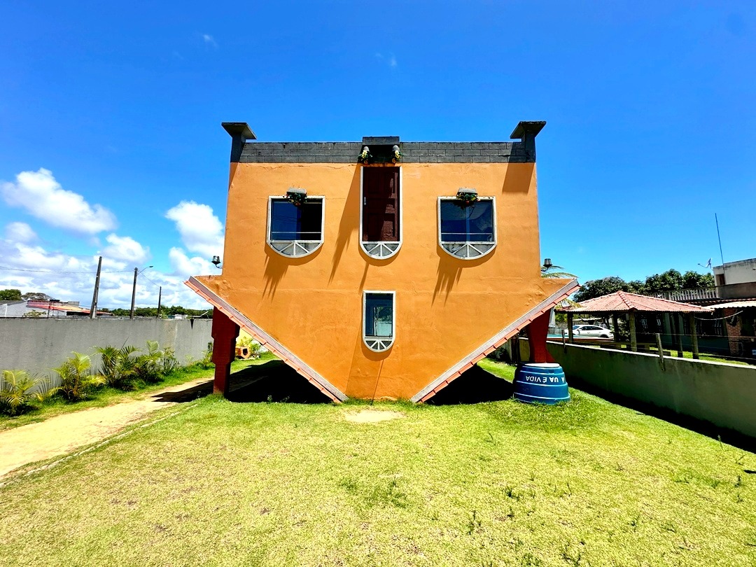 Casa de Cabeça para baixo Turismo em Guriri ES (1)